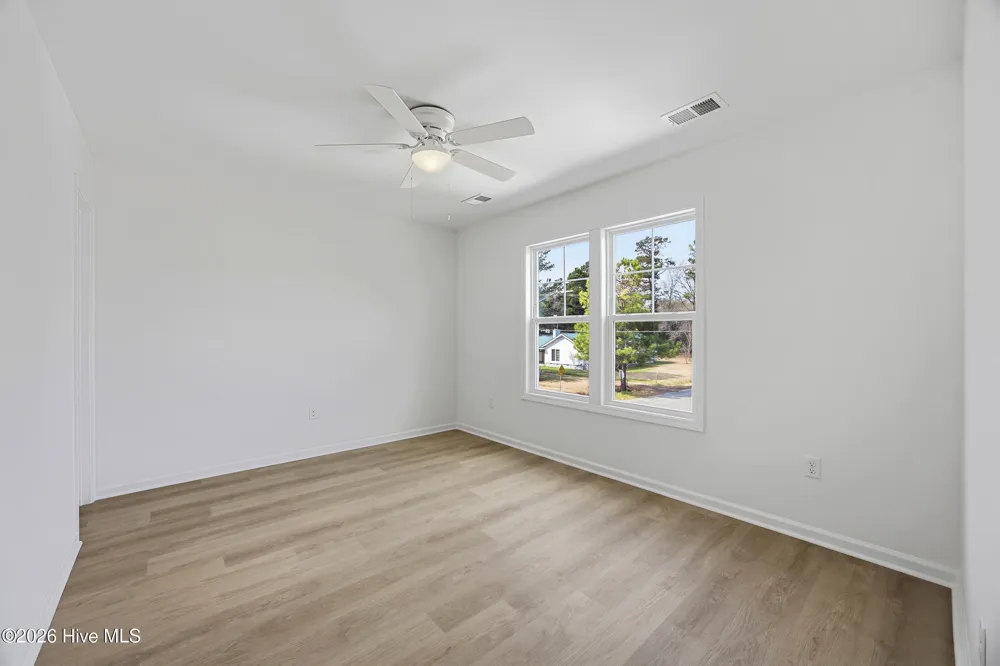 711 W Hayes Street Burgaw, NC 28425