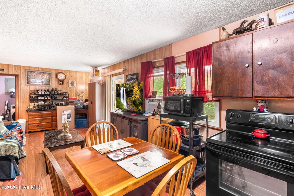 501 Hyatt Creek Road Marble, NC 28905