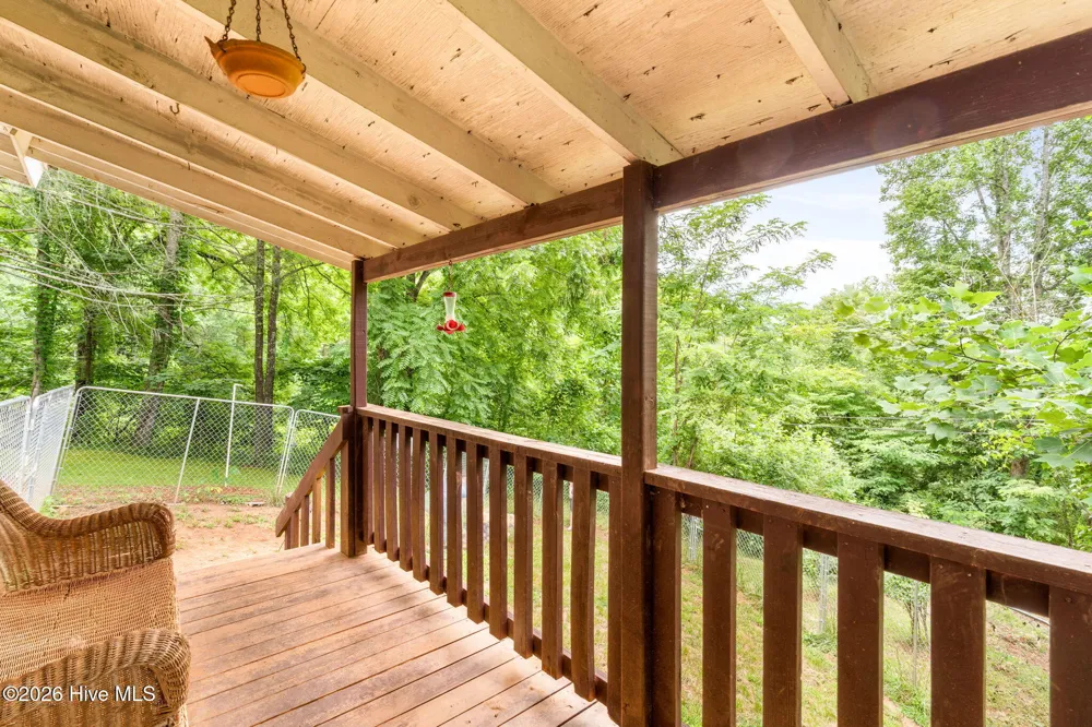 501 Hyatt Creek Road Marble, NC 28905