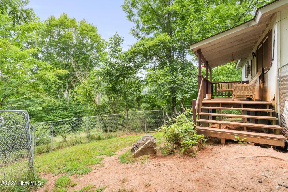 501 Hyatt Creek Road Marble, NC 28905