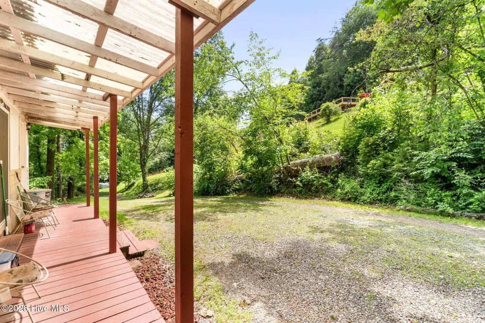 501 Hyatt Creek Road Marble, NC 28905