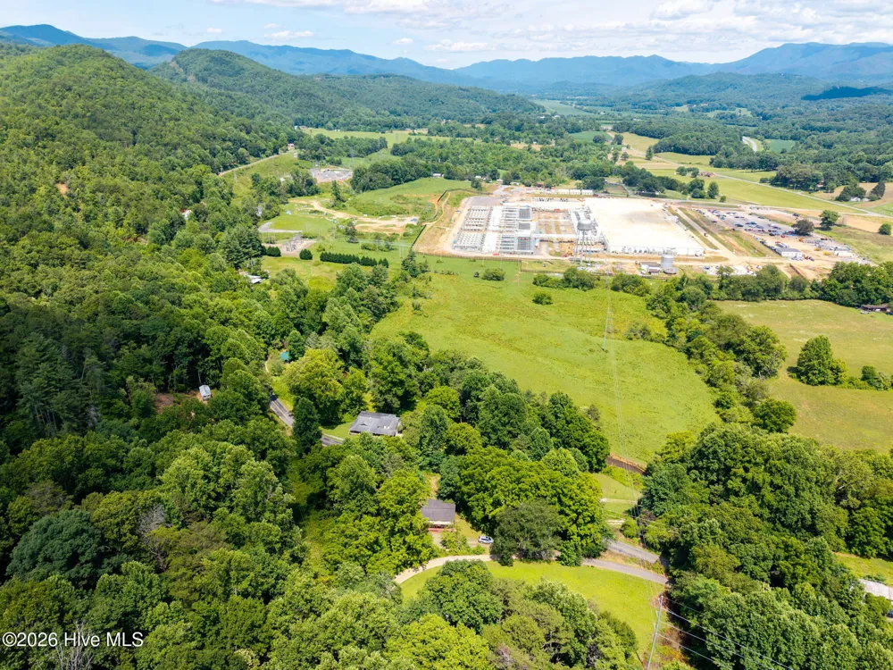 501 Hyatt Creek Road Marble, NC 28905