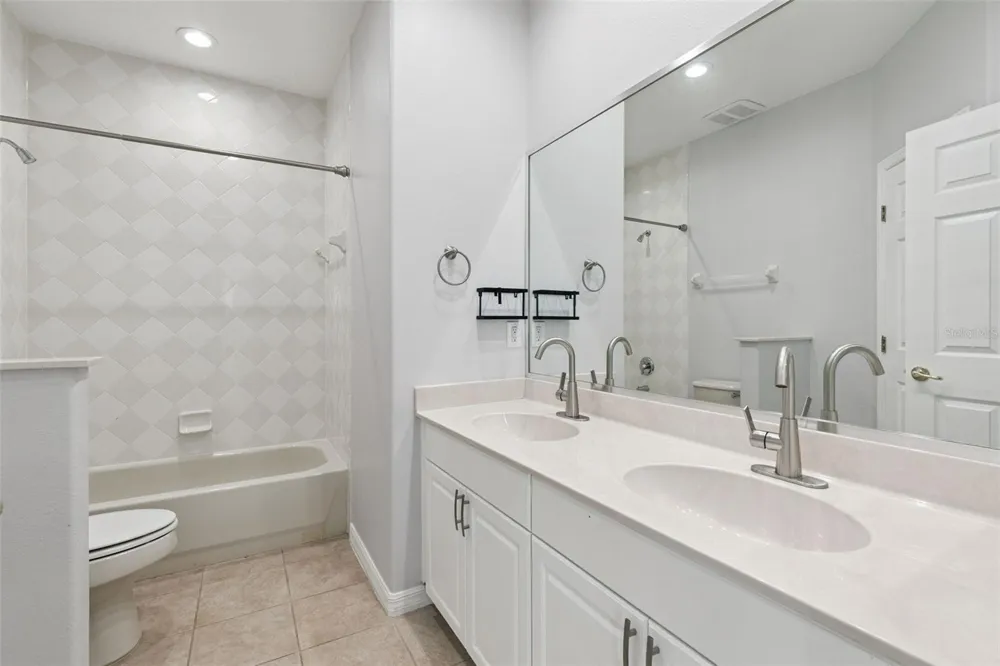 8760 THE ESPLANADE #51 Orlando, FL 32836