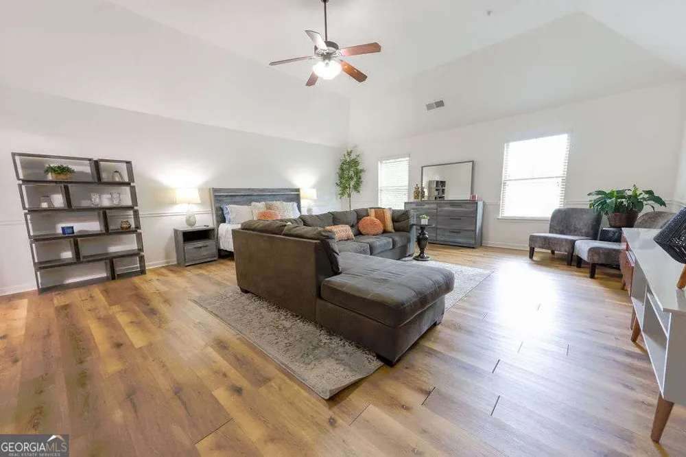 2098 Murry TRL Morrow, GA 30260