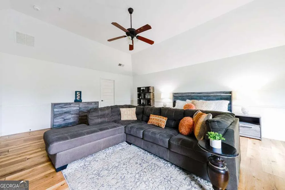 2098 Murry TRL Morrow, GA 30260