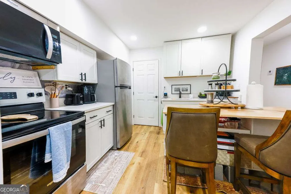 2098 Murry TRL Morrow, GA 30260