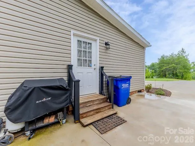 2689 Kite Drive Lenoir, NC 28645