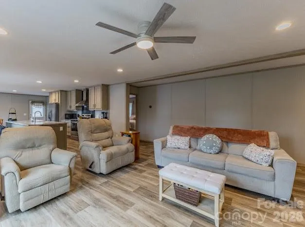 2689 Kite Drive Lenoir, NC 28645