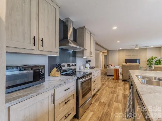 2689 Kite Drive Lenoir, NC 28645