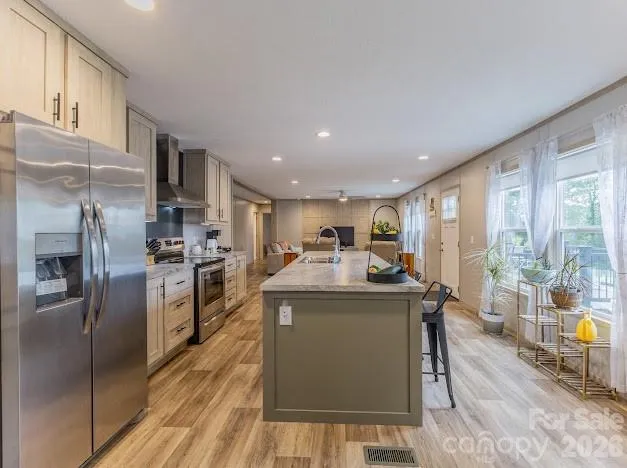 2689 Kite Drive Lenoir, NC 28645