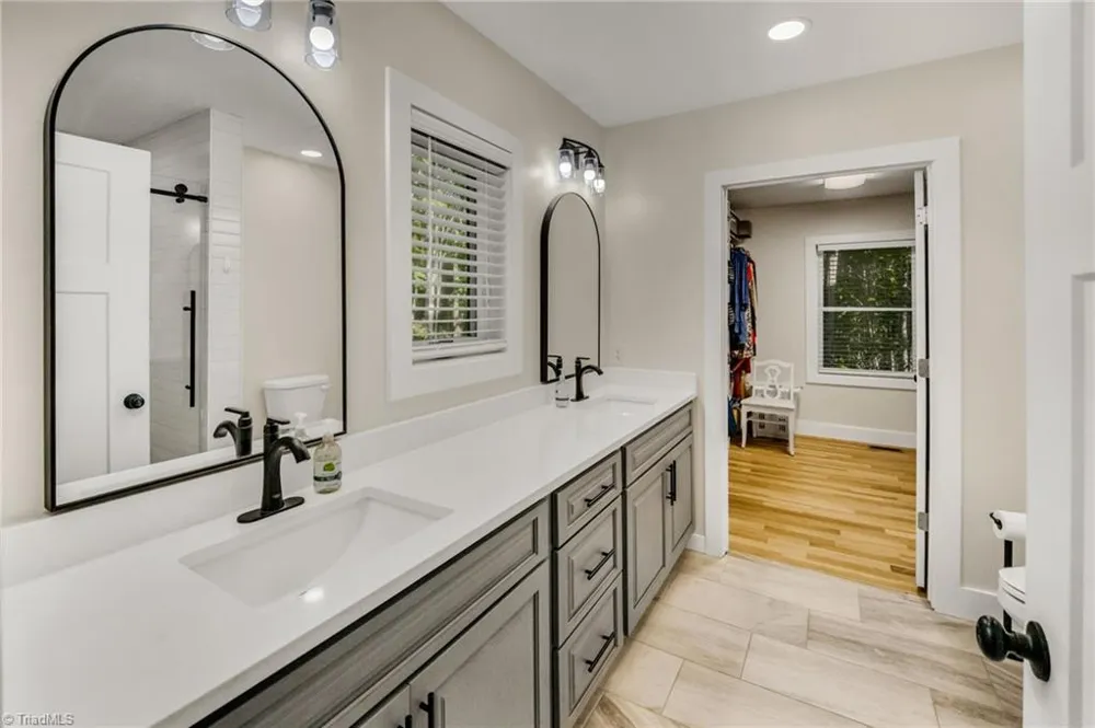 925 Red Sleigh Way Fleetwood, NC 28626