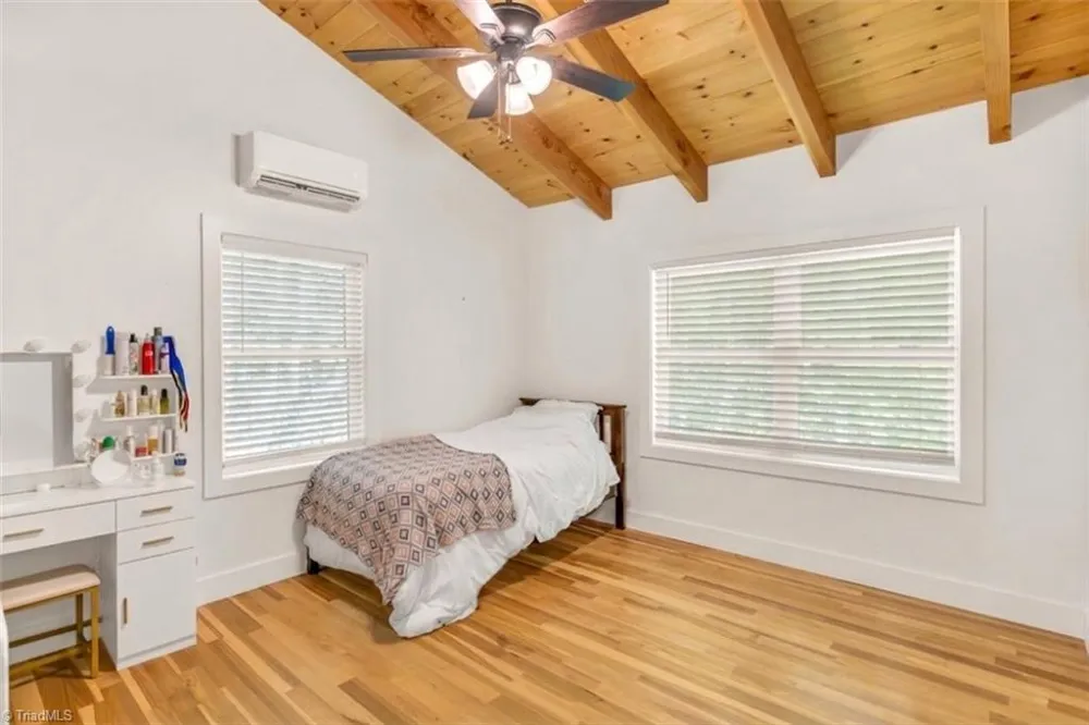 925 Red Sleigh Way Fleetwood, NC 28626