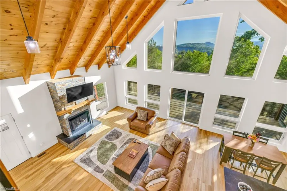 925 Red Sleigh Way Fleetwood, NC 28626