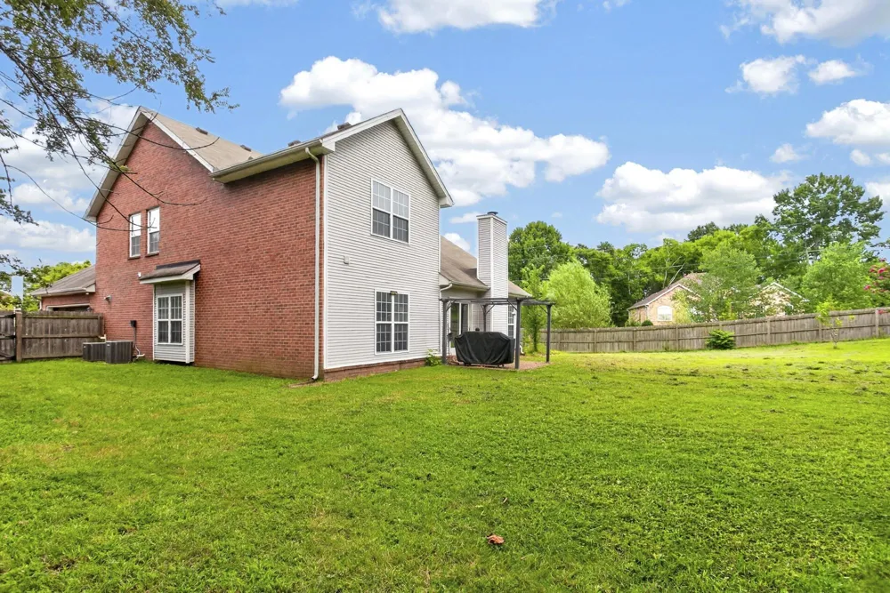101 Wiggins Ct Nolensville, TN 37135