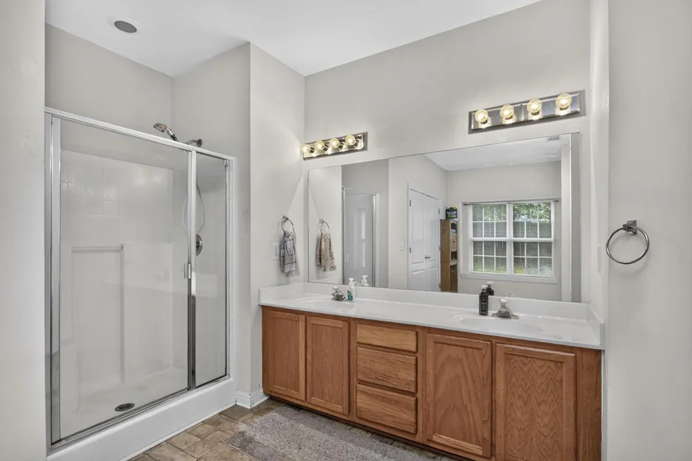101 Wiggins Ct Nolensville, TN 37135