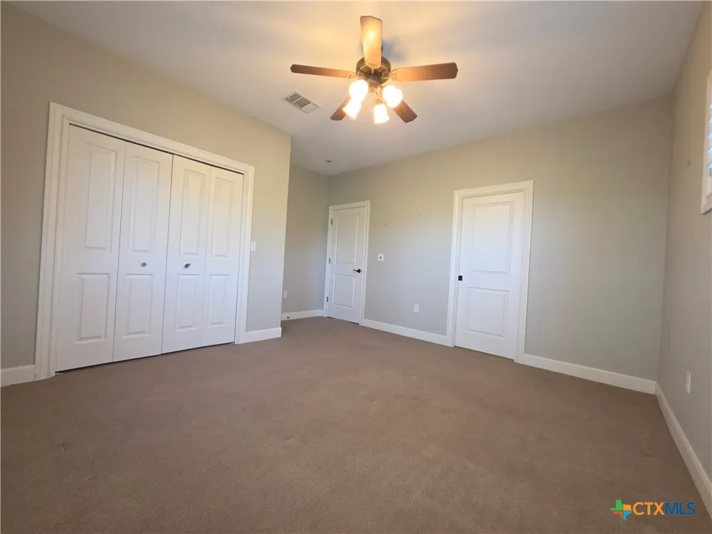 565 E Ward Street Goliad, TX 77963