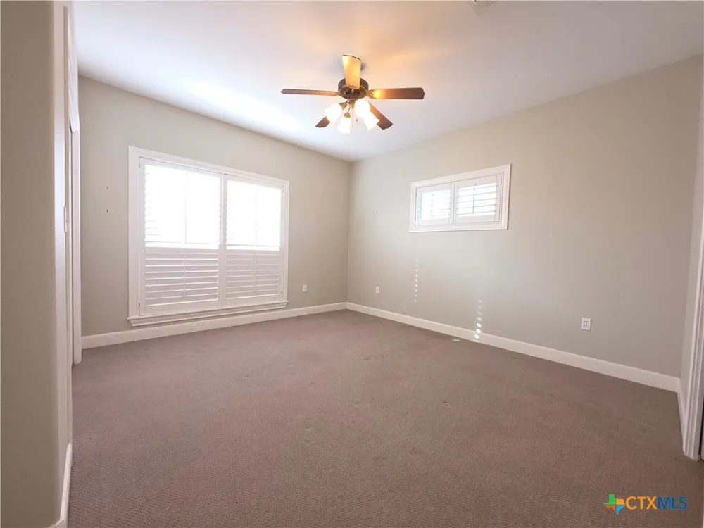 565 E Ward Street Goliad, TX 77963
