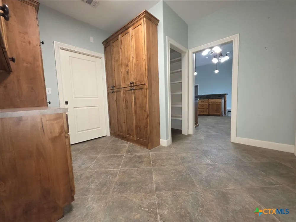 565 E Ward Street Goliad, TX 77963