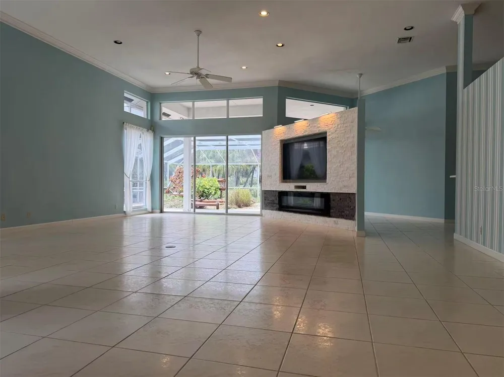 173 ORANGE TREE DRIVE Atlantis, FL 33462