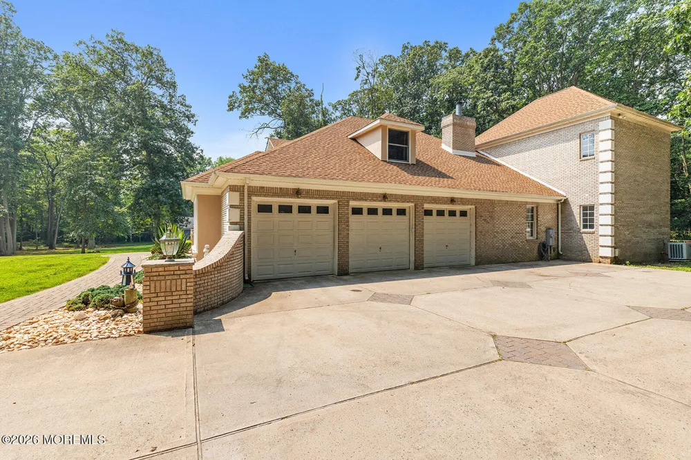 373 Millstone Road Clarksburg, NJ 08510