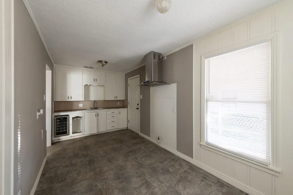 414 S Main Street Henrietta, TX 76365