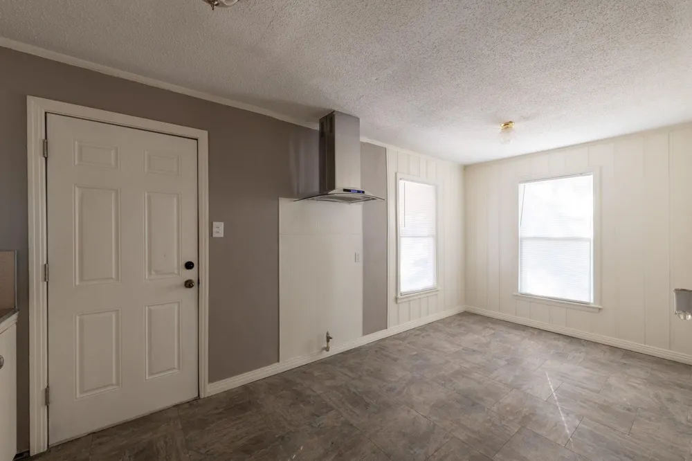 414 S Main Street Henrietta, TX 76365
