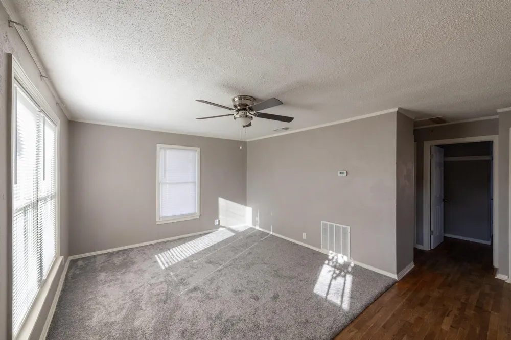 414 S Main Street Henrietta, TX 76365