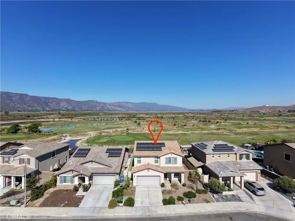 29109 Sunforest Lake Elsinore, CA 92530