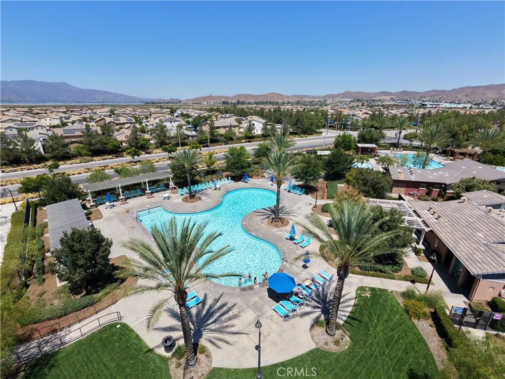29109 Sunforest Lake Elsinore, CA 92530