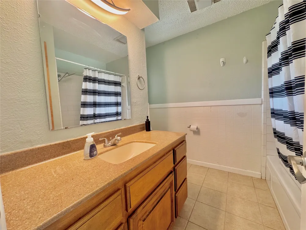 55 Meadow Lane Choctaw, OK 73020