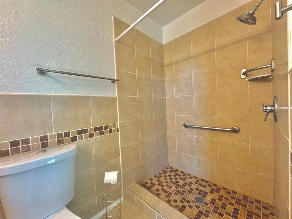 55 Meadow Lane Choctaw, OK 73020