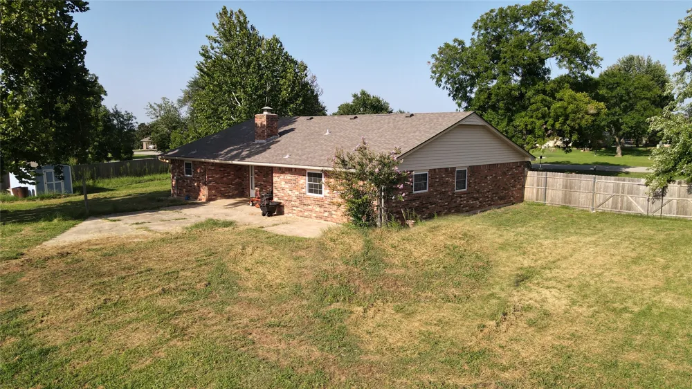 55 Meadow Lane Choctaw, OK 73020