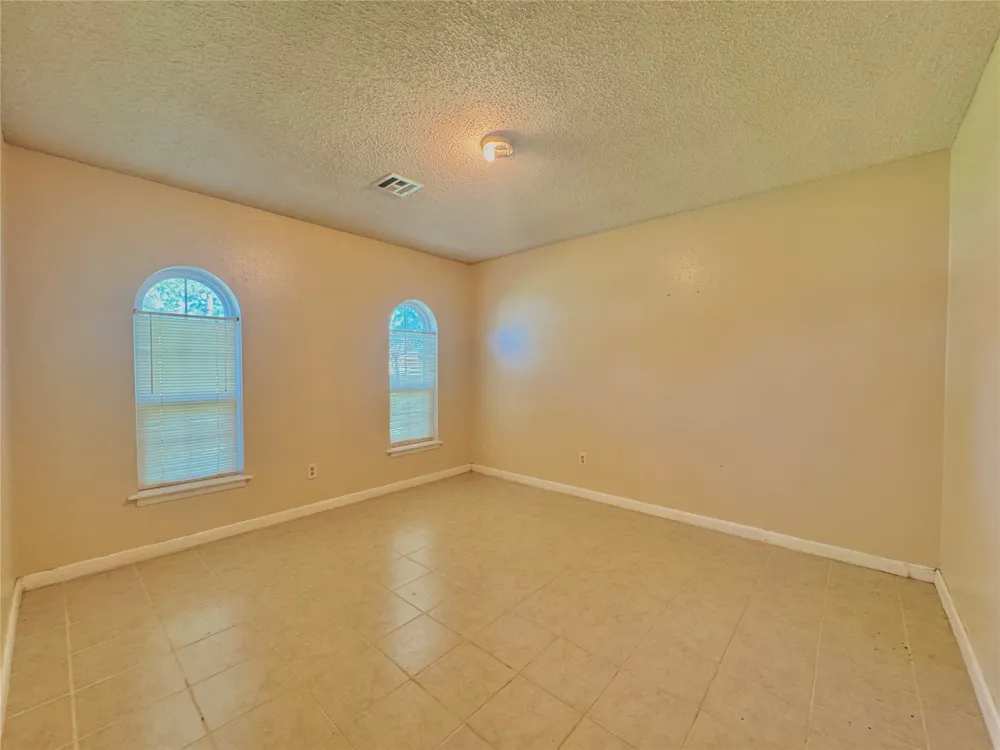 55 Meadow Lane Choctaw, OK 73020