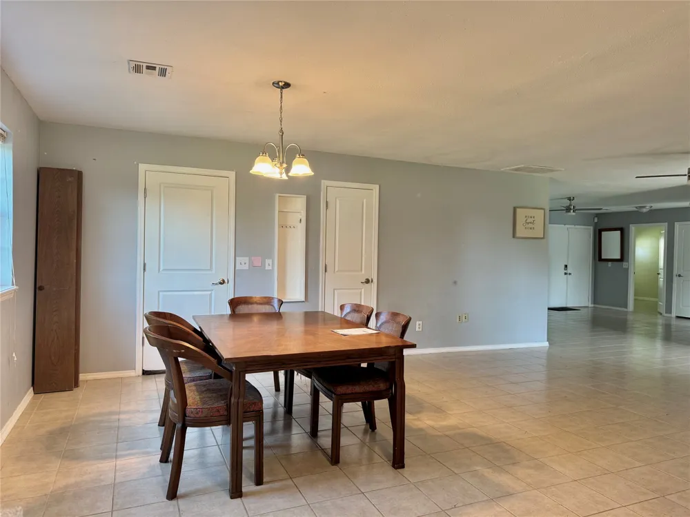 55 Meadow Lane Choctaw, OK 73020