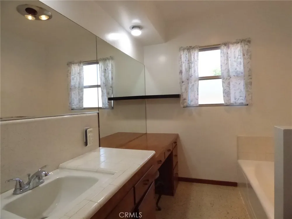 5436 Robinhood Avenue Temple City, CA 91780