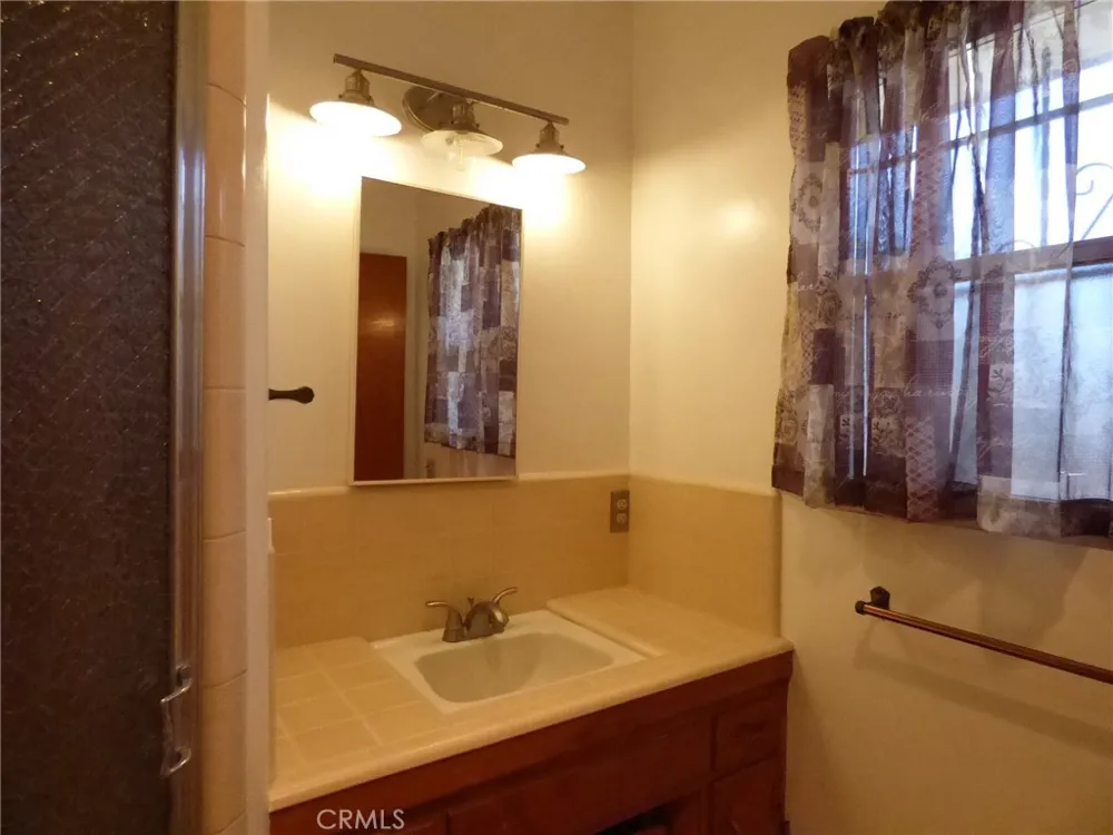 5436 Robinhood Avenue Temple City, CA 91780