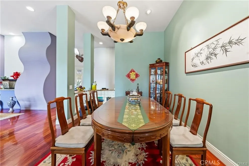 2431 S 2nd Avenue Arcadia, CA 91006