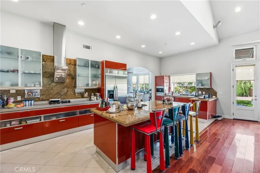 2431 S 2nd Avenue Arcadia, CA 91006