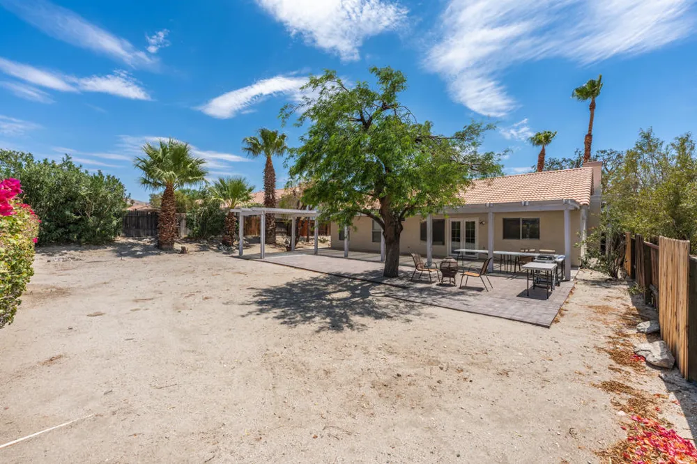 65920 Avenida Cadena Desert Hot Springs, CA 92240