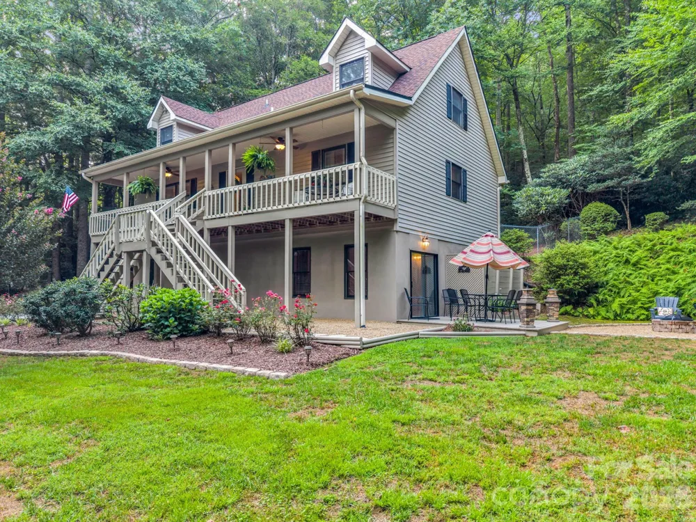 103 Audia Way Drive Zirconia, NC 28790
