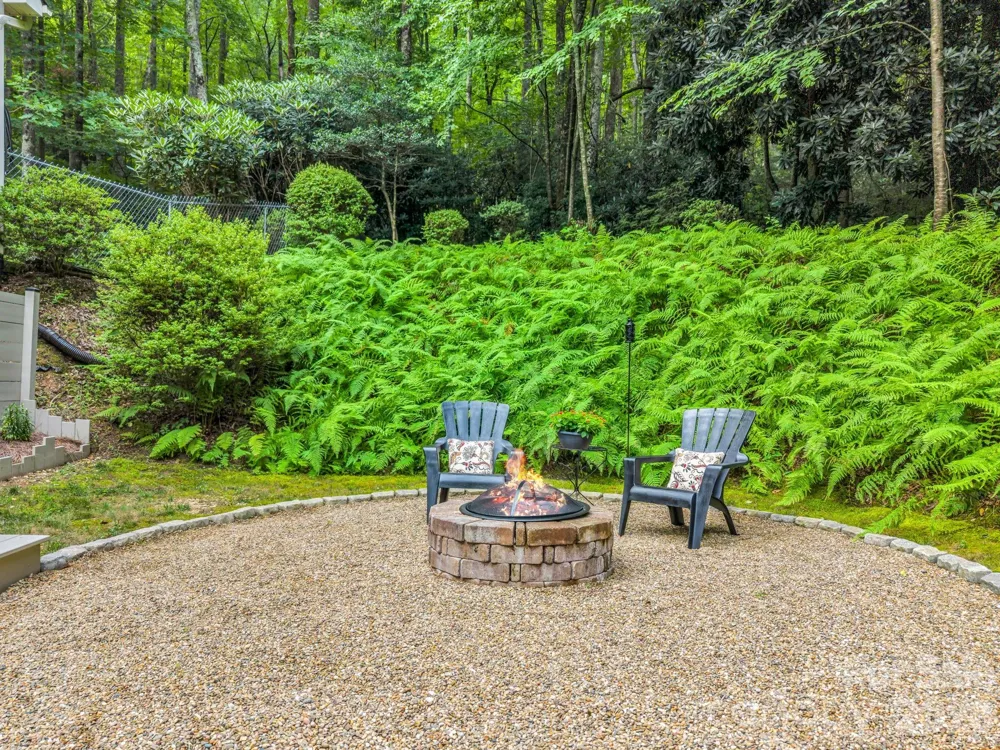 103 Audia Way Drive Zirconia, NC 28790