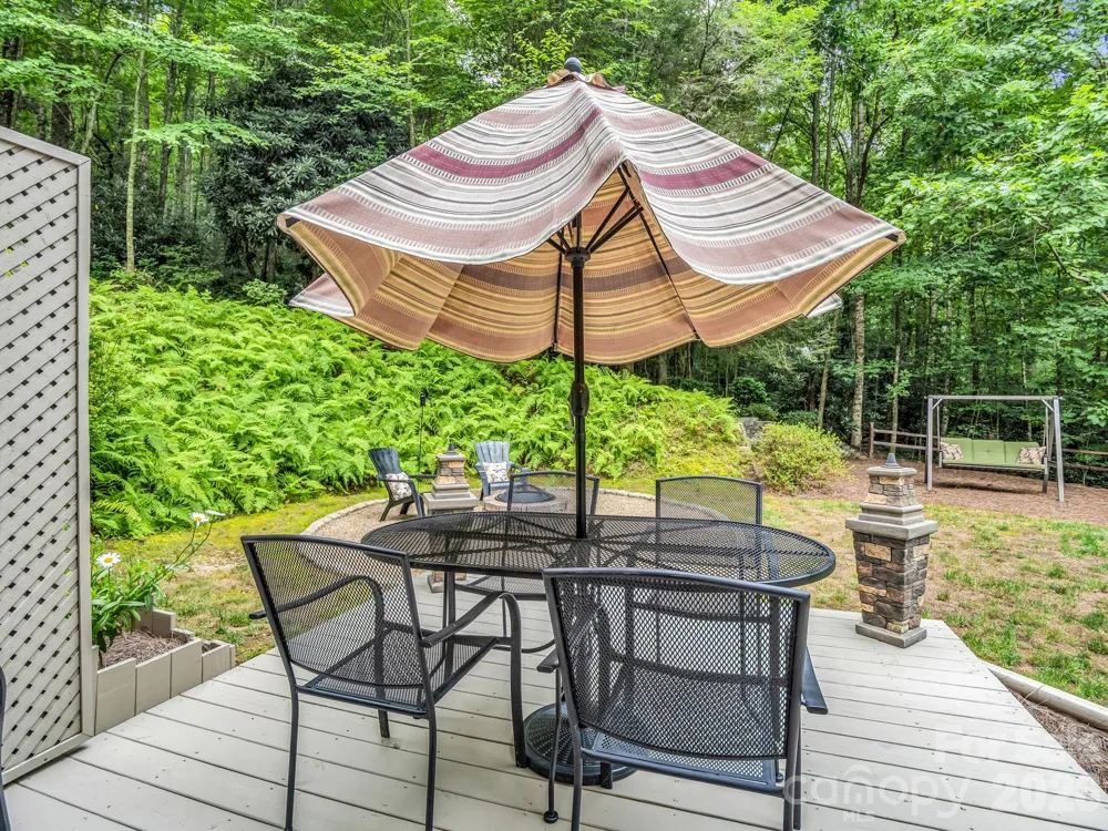 103 Audia Way Drive Zirconia, NC 28790