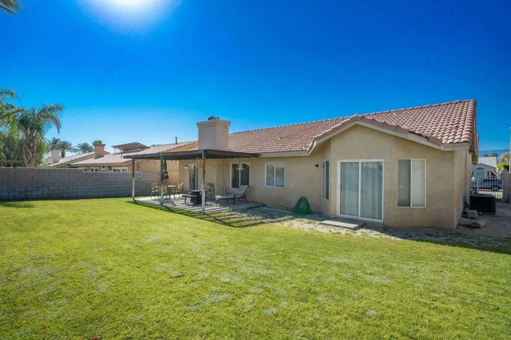 69766 Northhampton Avenue Cathedral City, CA 92234