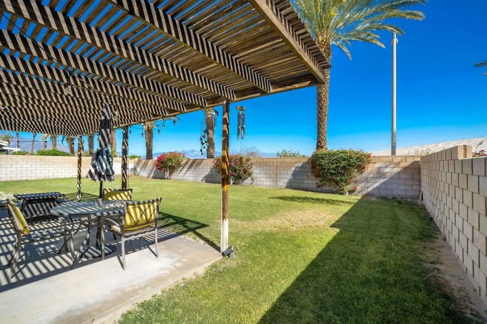 69766 Northhampton Avenue Cathedral City, CA 92234