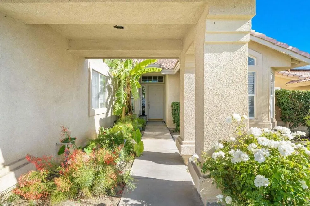 69766 Northhampton Avenue Cathedral City, CA 92234