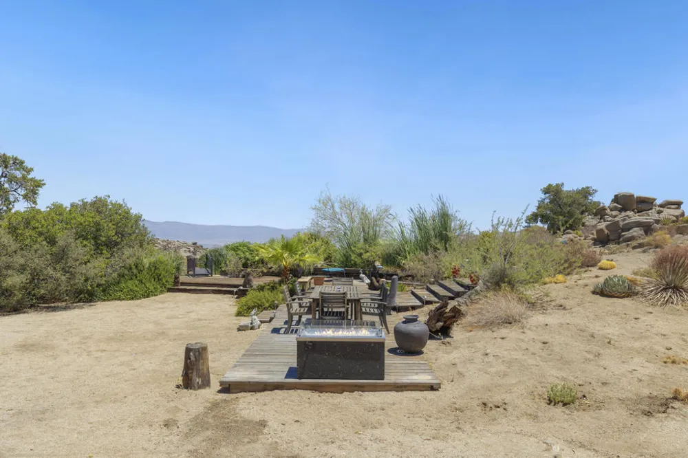 60425 Santa Rosa Road Mountain Center, CA 92561