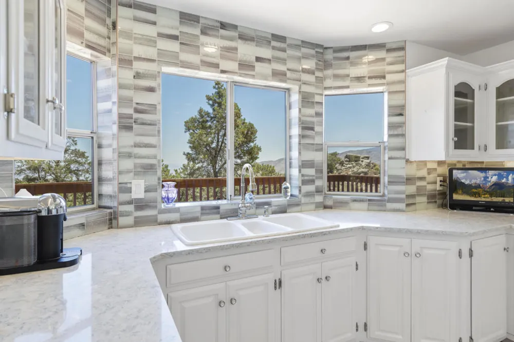 60425 Santa Rosa Road Mountain Center, CA 92561