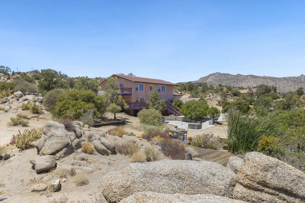60425 Santa Rosa Road Mountain Center, CA 92561