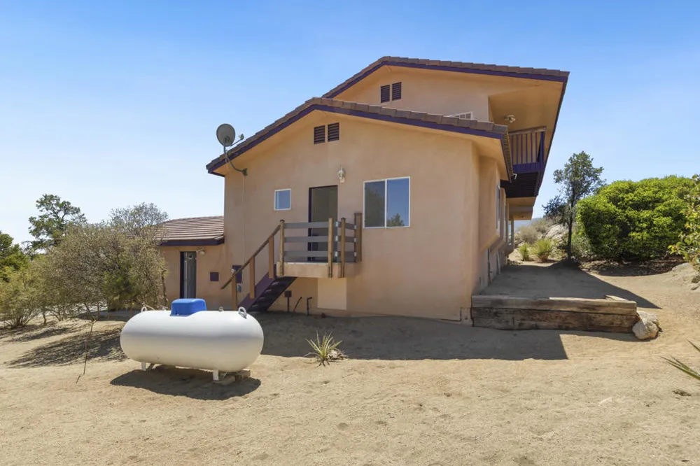 60425 Santa Rosa Road Mountain Center, CA 92561
