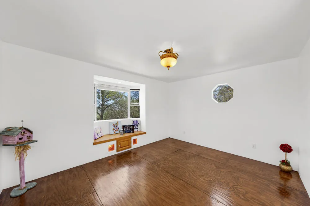 60425 Santa Rosa Road Mountain Center, CA 92561